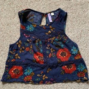 Floral Lace Crop Top